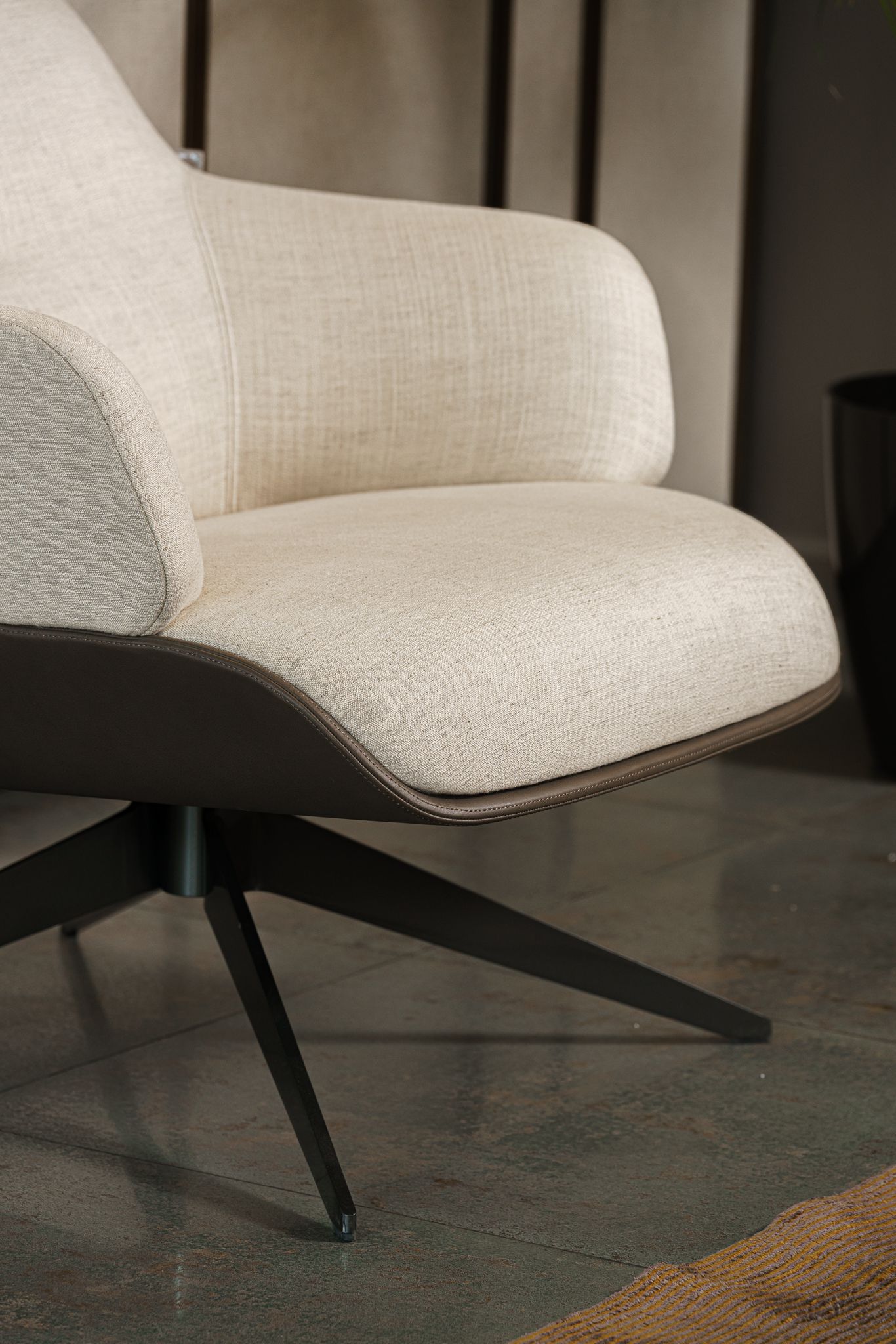 Molteni&C Кресло Kensington KPB2 от Molteni & C — в интерьере