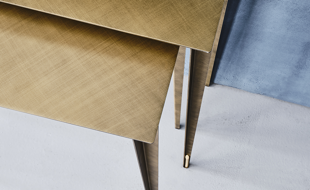 Cattelan Italia Сет из 2 консолей Etoile Brushed Bronze от Cattelan Italia — в интерьере