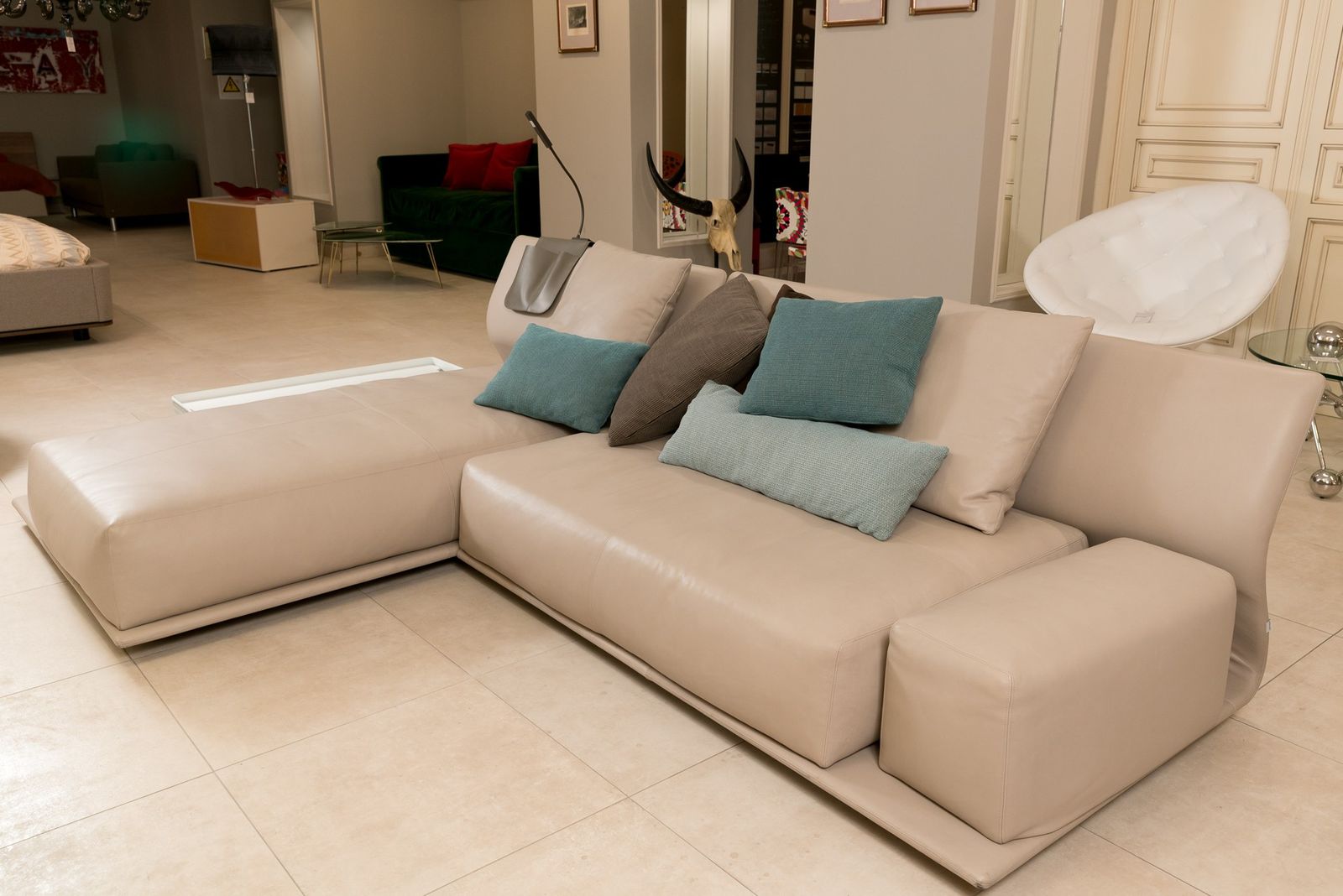 Molteni&C Диван угловой с контейнером Night&Day от Molteni & C — в интерьере