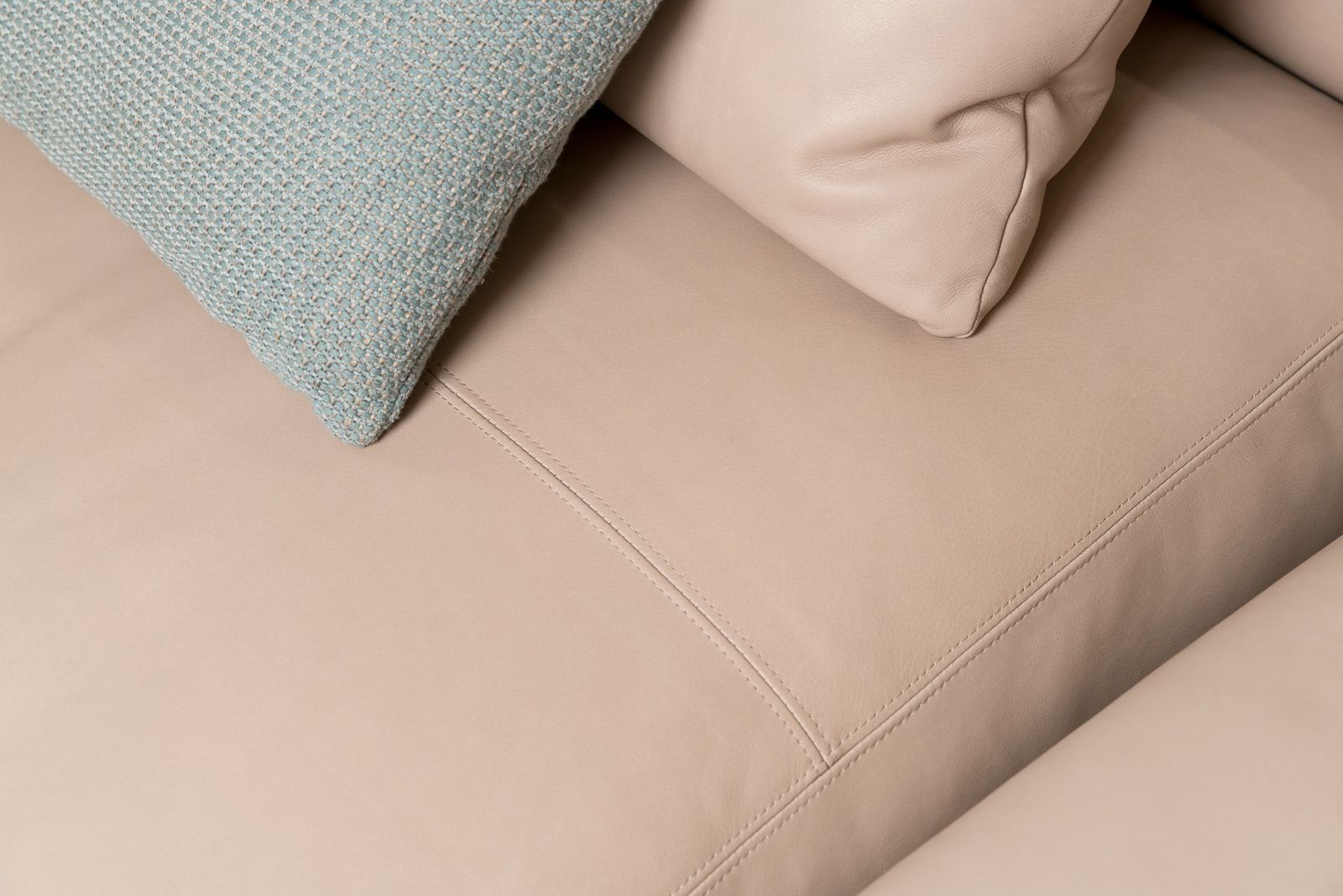 Molteni&C Диван угловой с контейнером Night&Day от Molteni & C — в интерьере