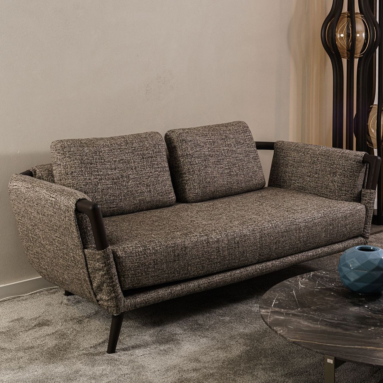 Flou Диван Gaudi 827 Marvin Quarz от Flou — в интерьере