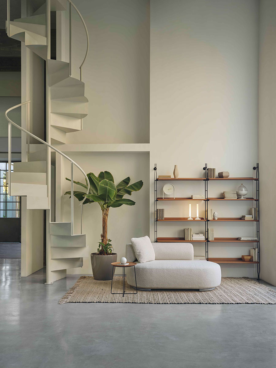 Kartell Стеллаж Adam Wood SN от Kartell — в интерьере