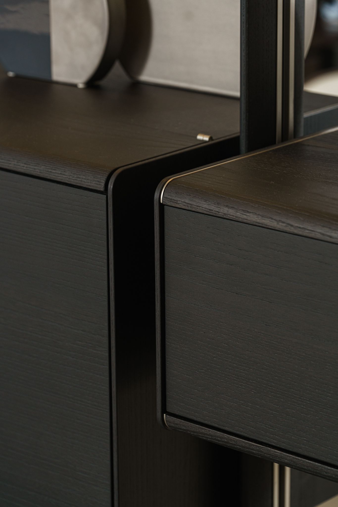 Poliform Стеллаж Lexington Day Olmo nero от Poliform — в интерьере