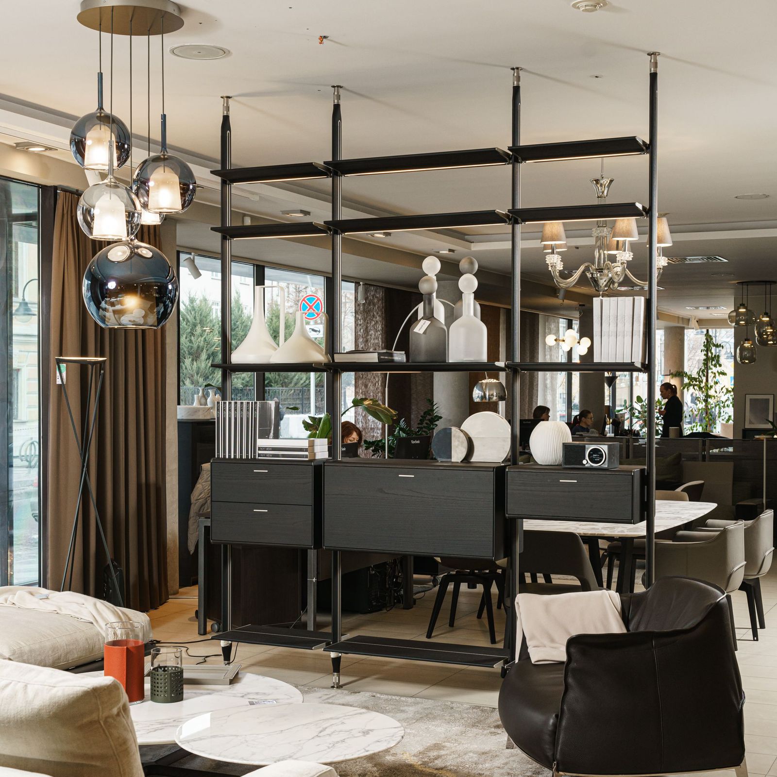 Poliform Стеллаж Lexington Day Olmo nero от Poliform — в интерьере