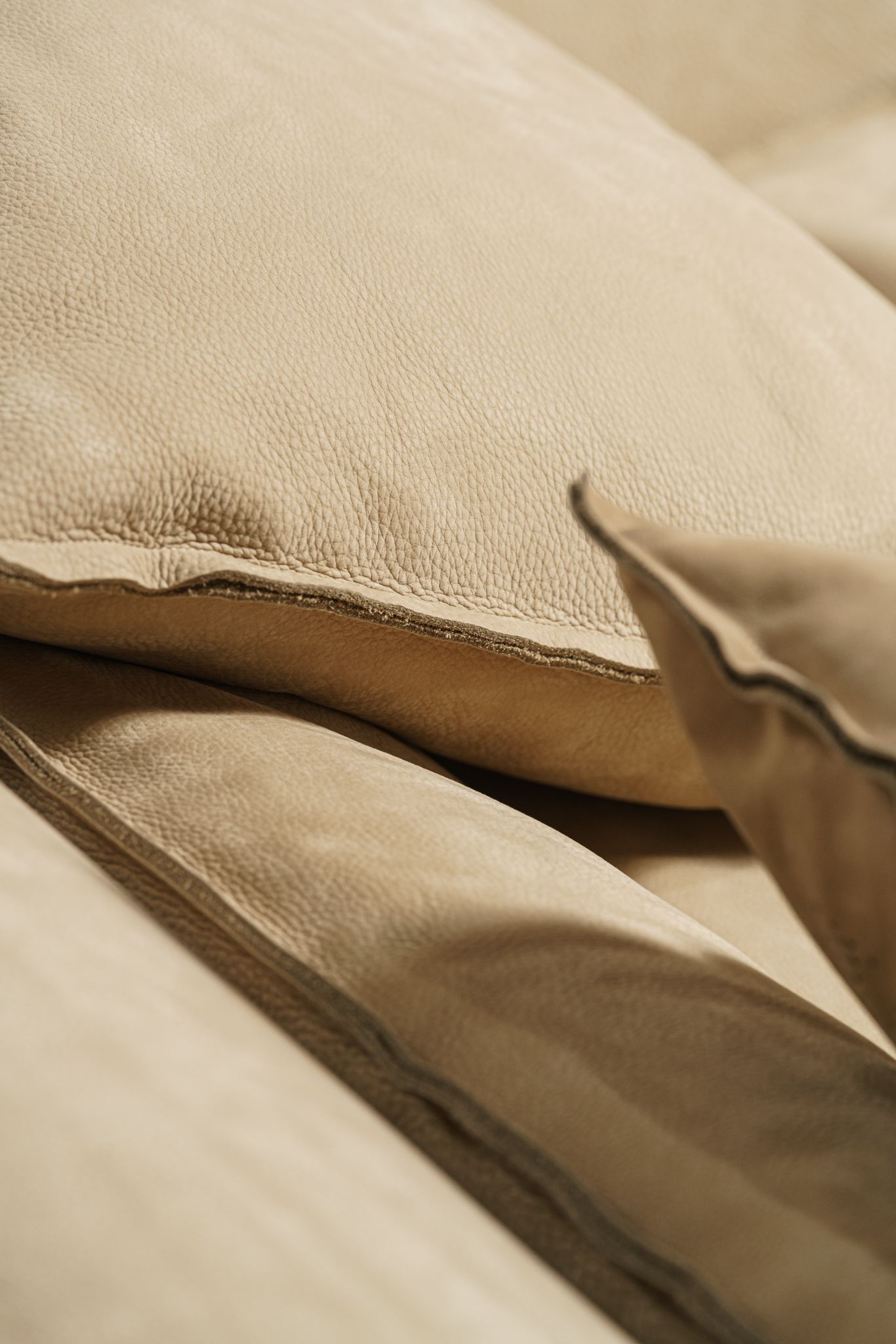 Baxter Диван Housse 265 Nabuck Sable от Baxter — в интерьере