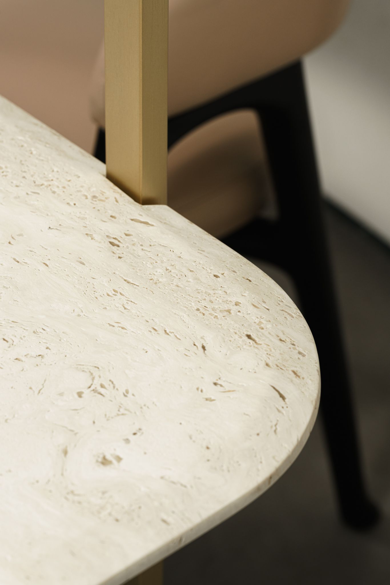 Baxter Письменный стол Ellipse Polish Teodoro от Baxter — в интерьере