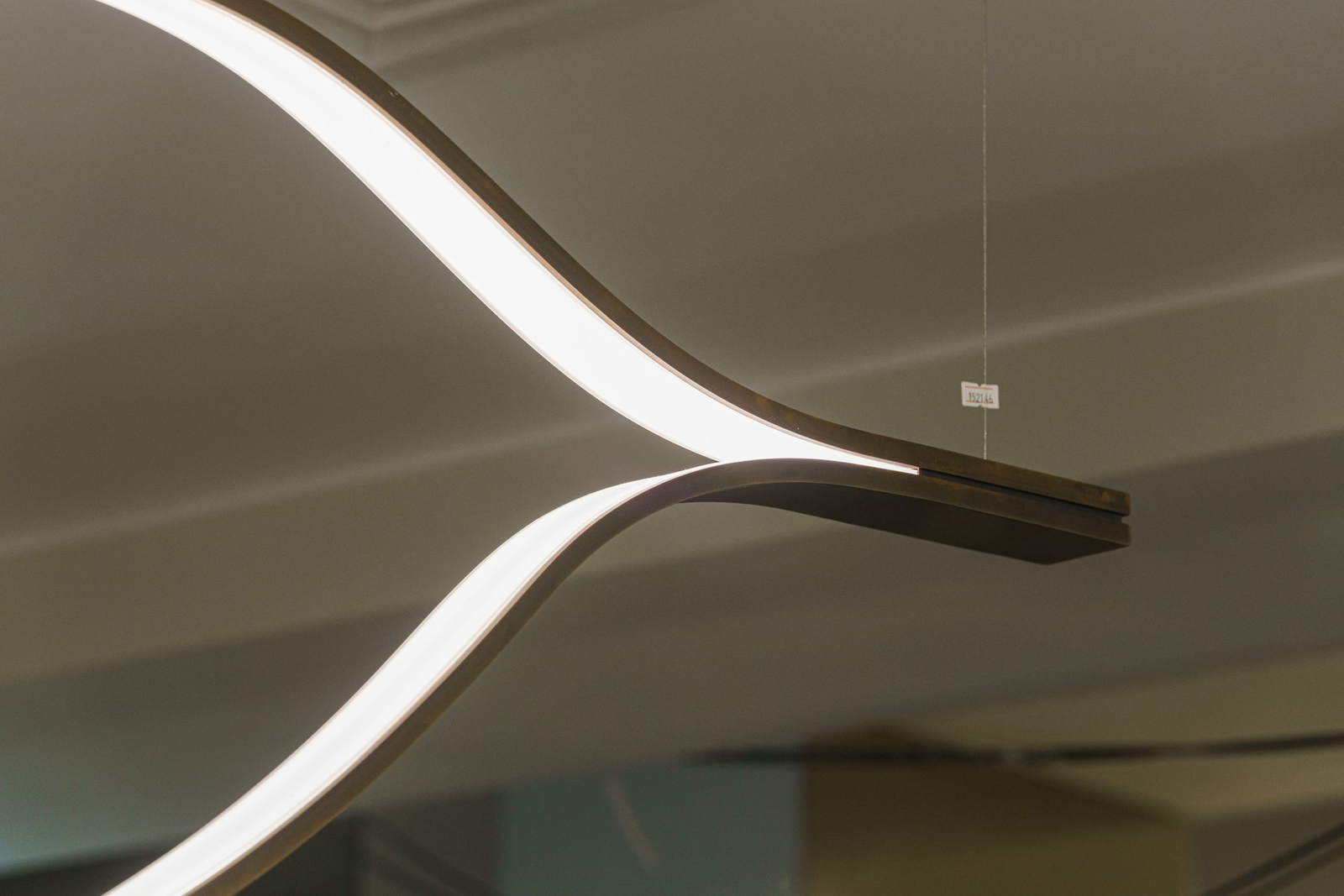 Henge Люстра Tape Light Pair B от Henge — в интерьере