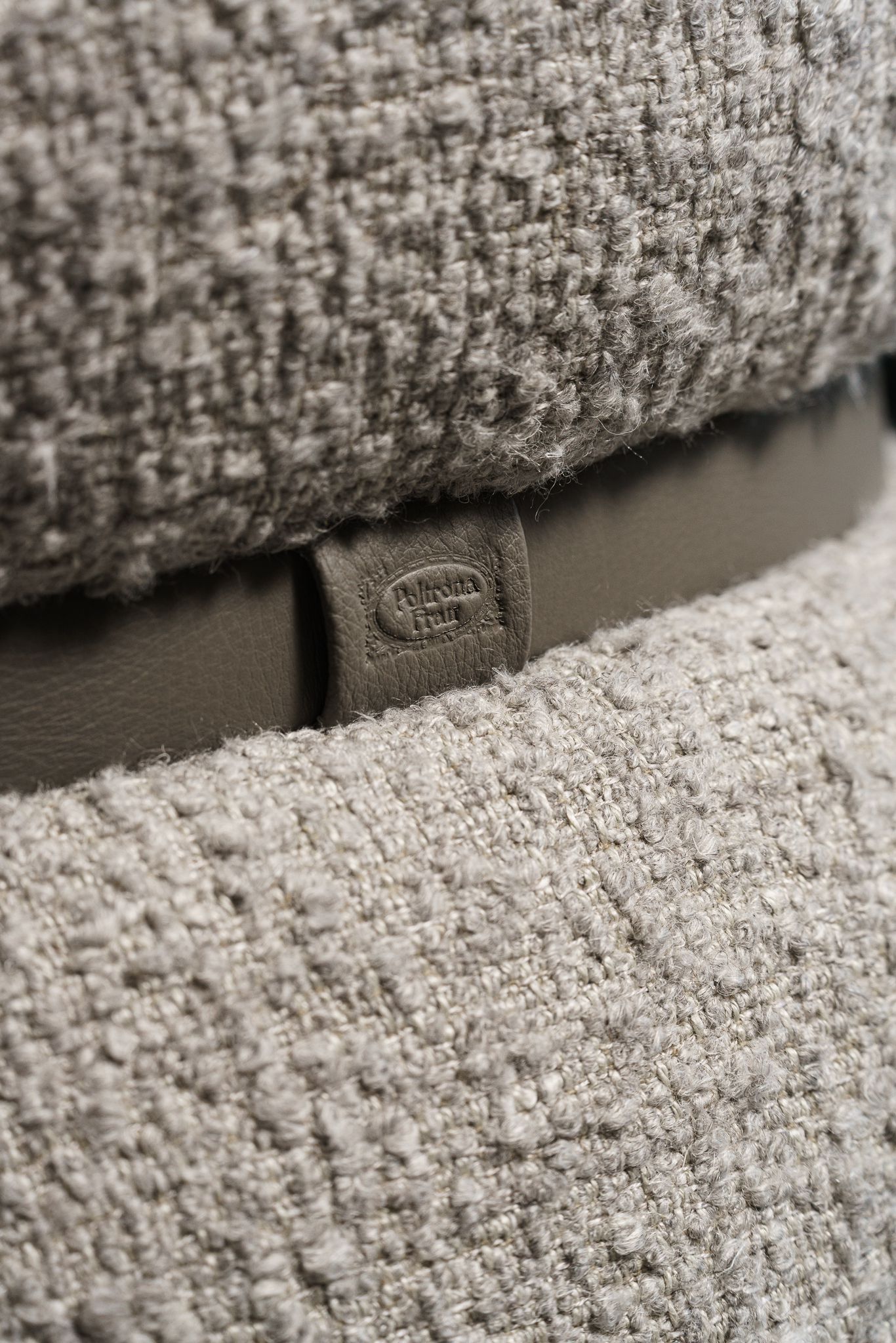 Poltrona Frau Пуф Lepli Haruka Light grey от Poltrona Frau — в интерьере