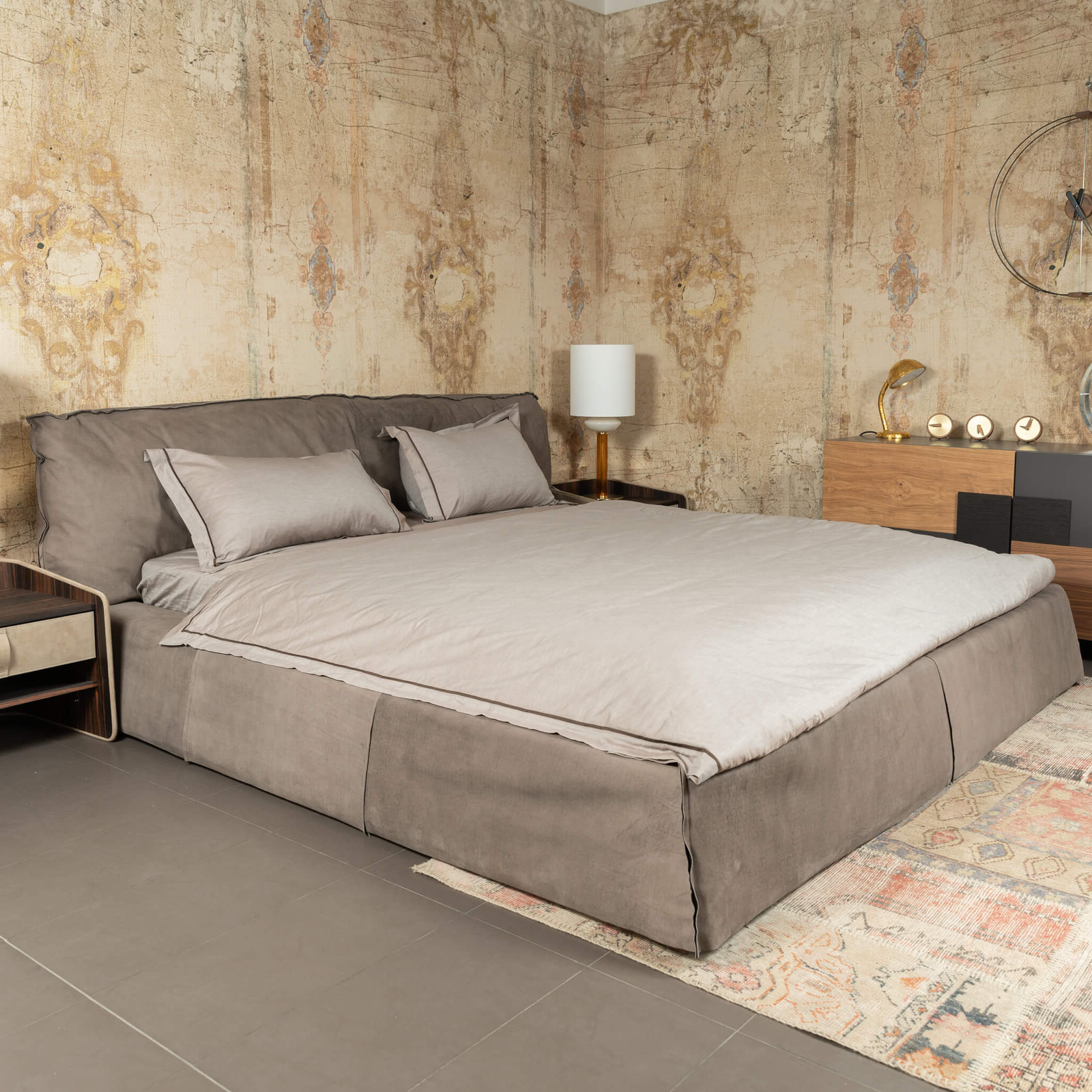 Baxter Кровать Paris Kashmir Mousse от Baxter — в интерьере