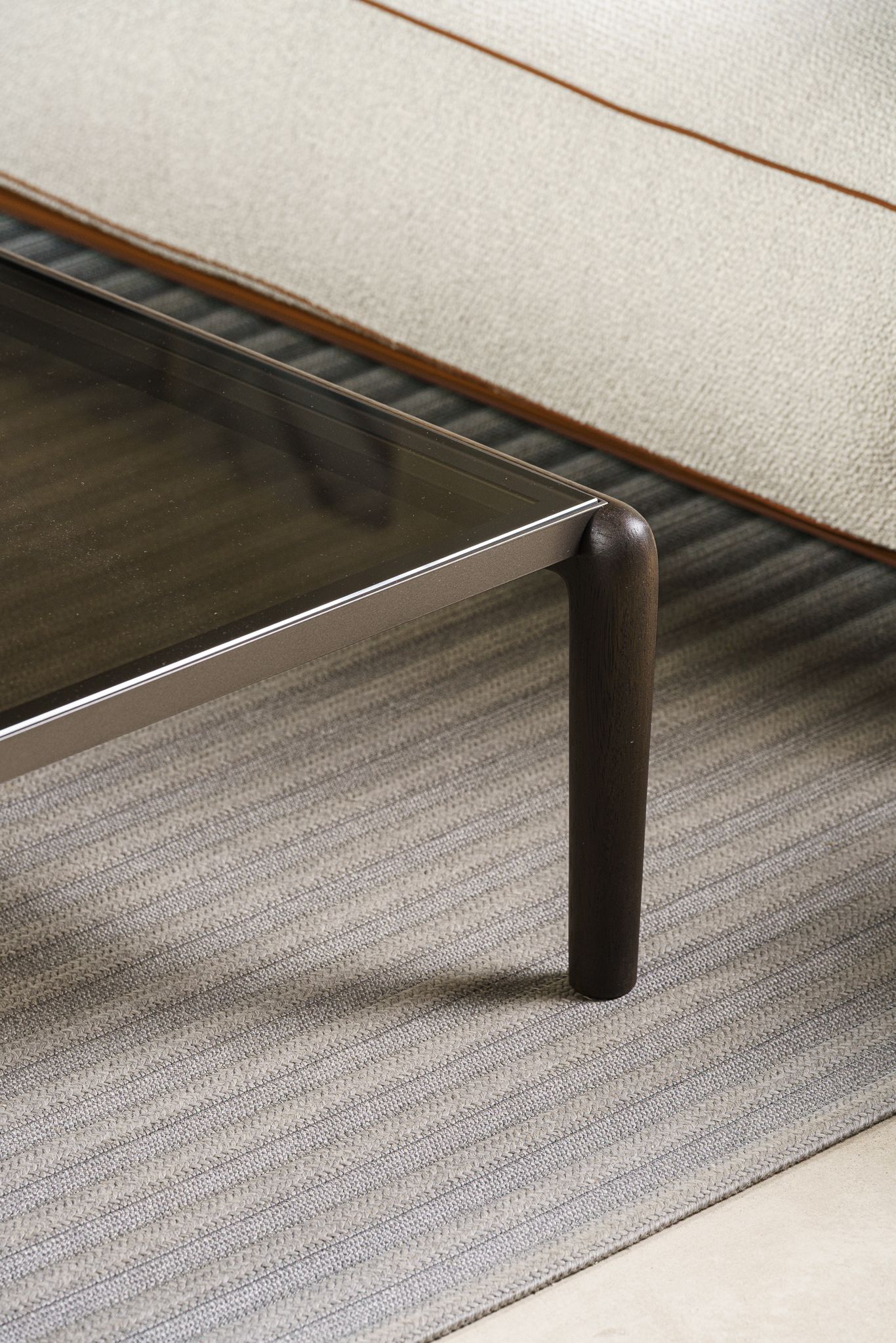 Flou Журнальный столик Gaudi 100 от Flou — в интерьере