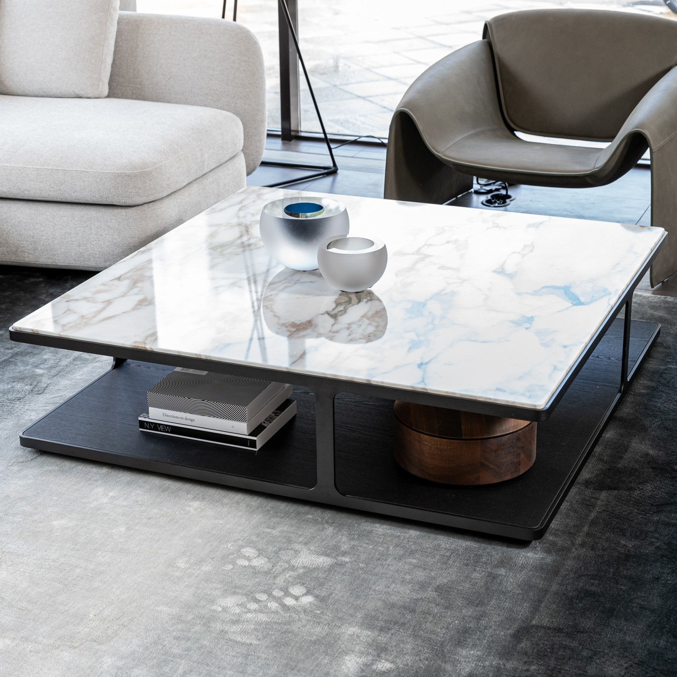 Poliform Журнальный столик Creek Square Black Elm от Poliform — в интерьере