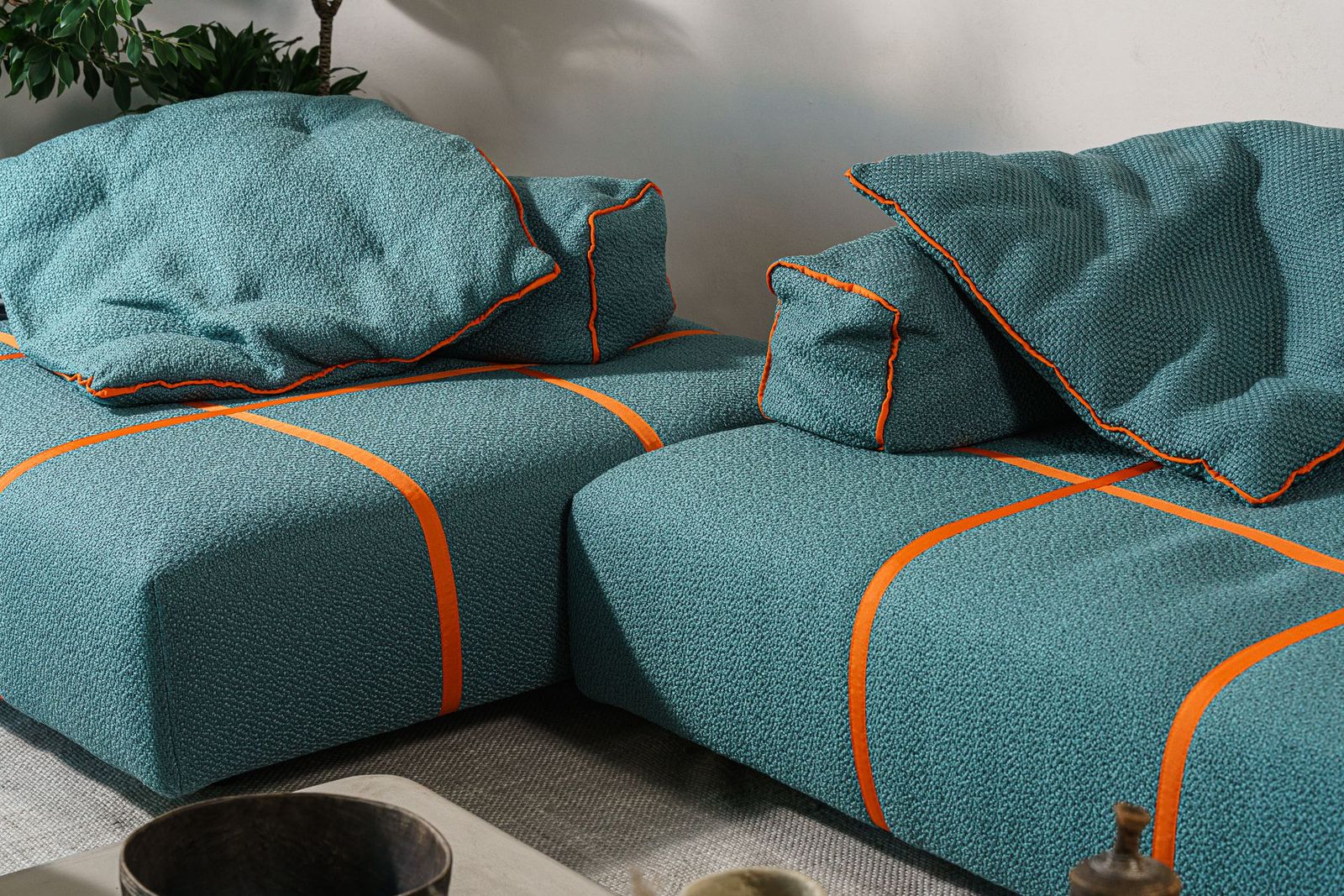 Baxter Уличная пуф-лежанка Panama Bold Outdoor 130*130 от Baxter — в интерьере