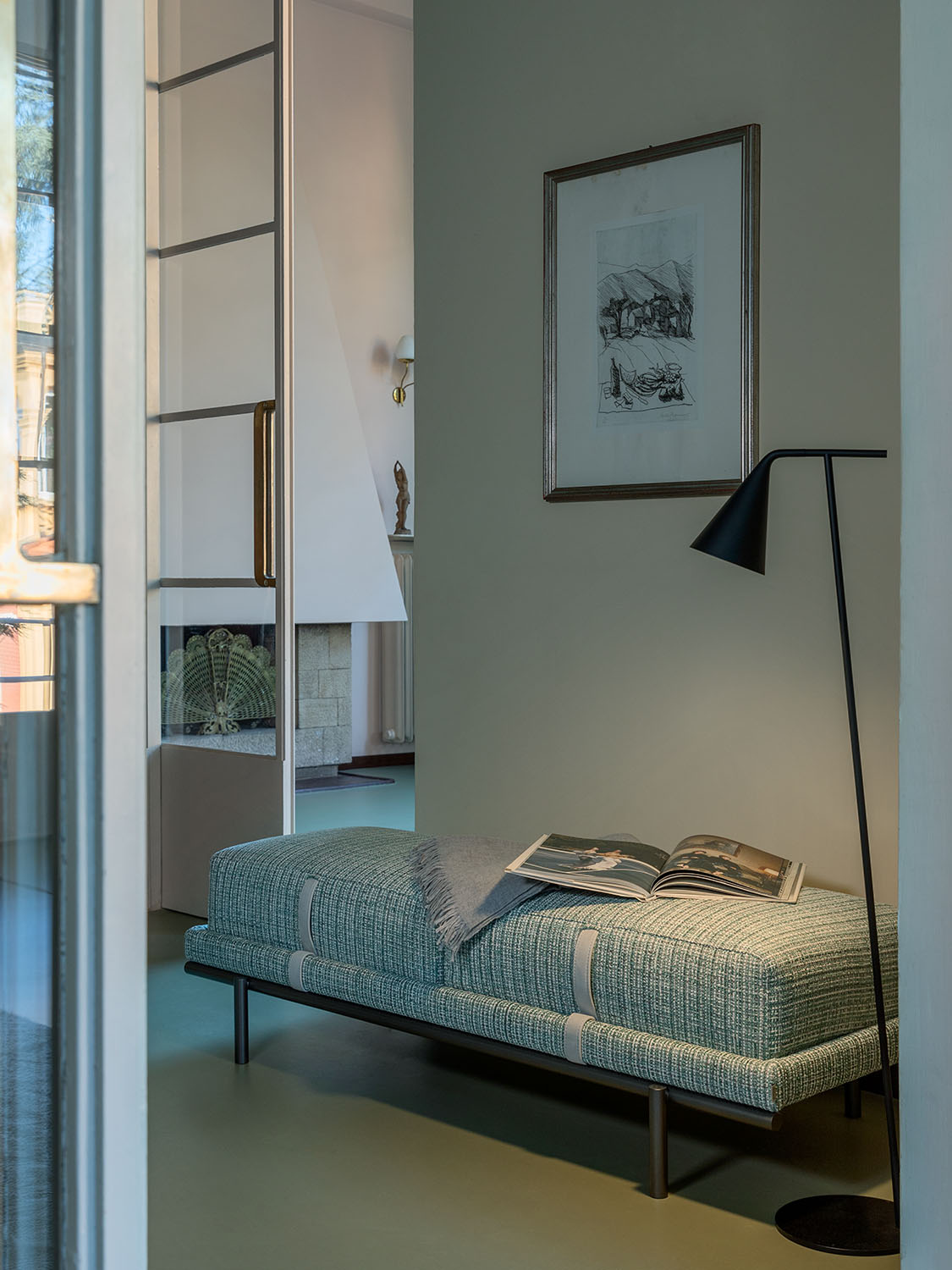 Flou Банкетка New Bond 752 Charles Grey от Flou — в интерьере