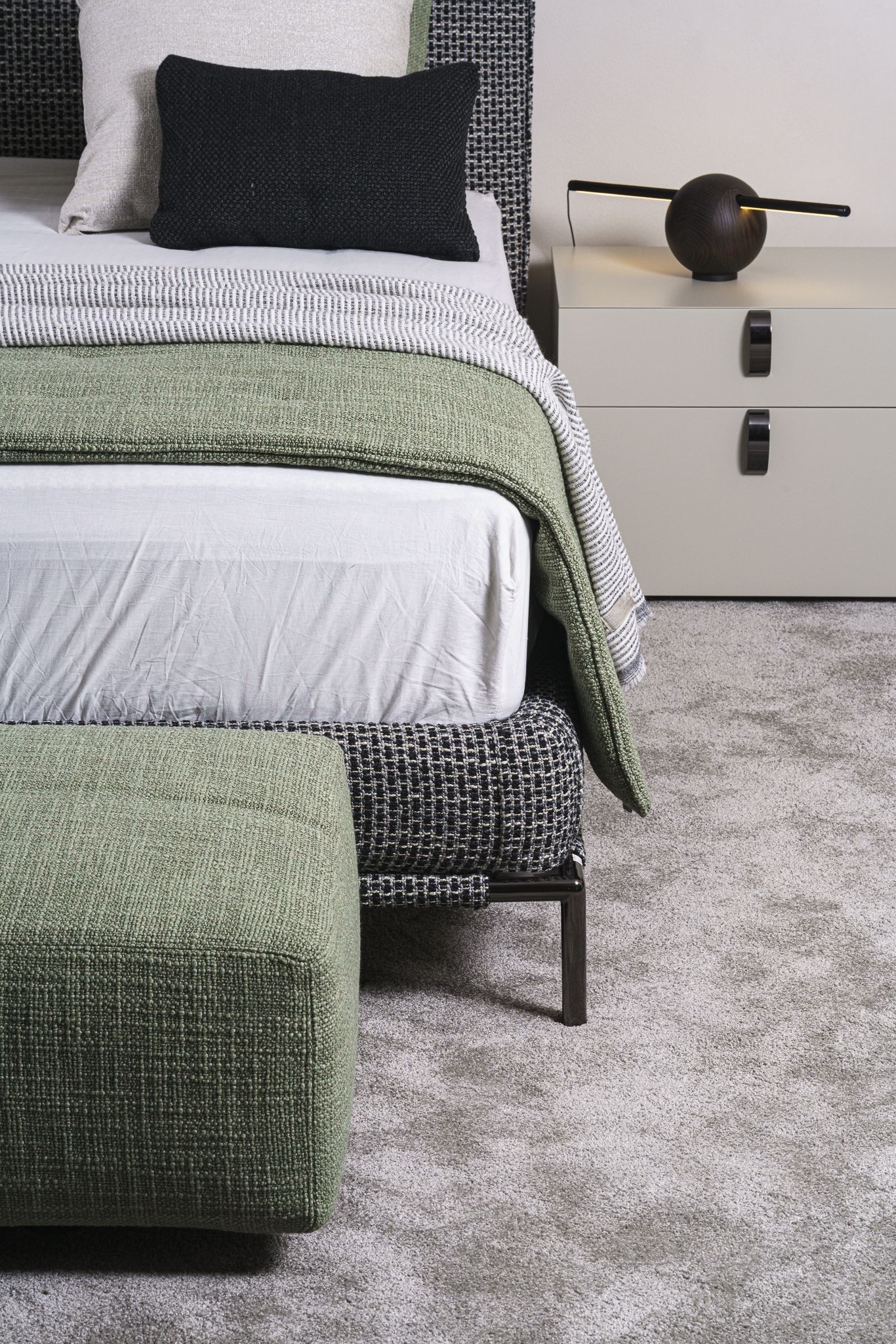 Flou Кровать Icon 814 Clark от Flou — в интерьере