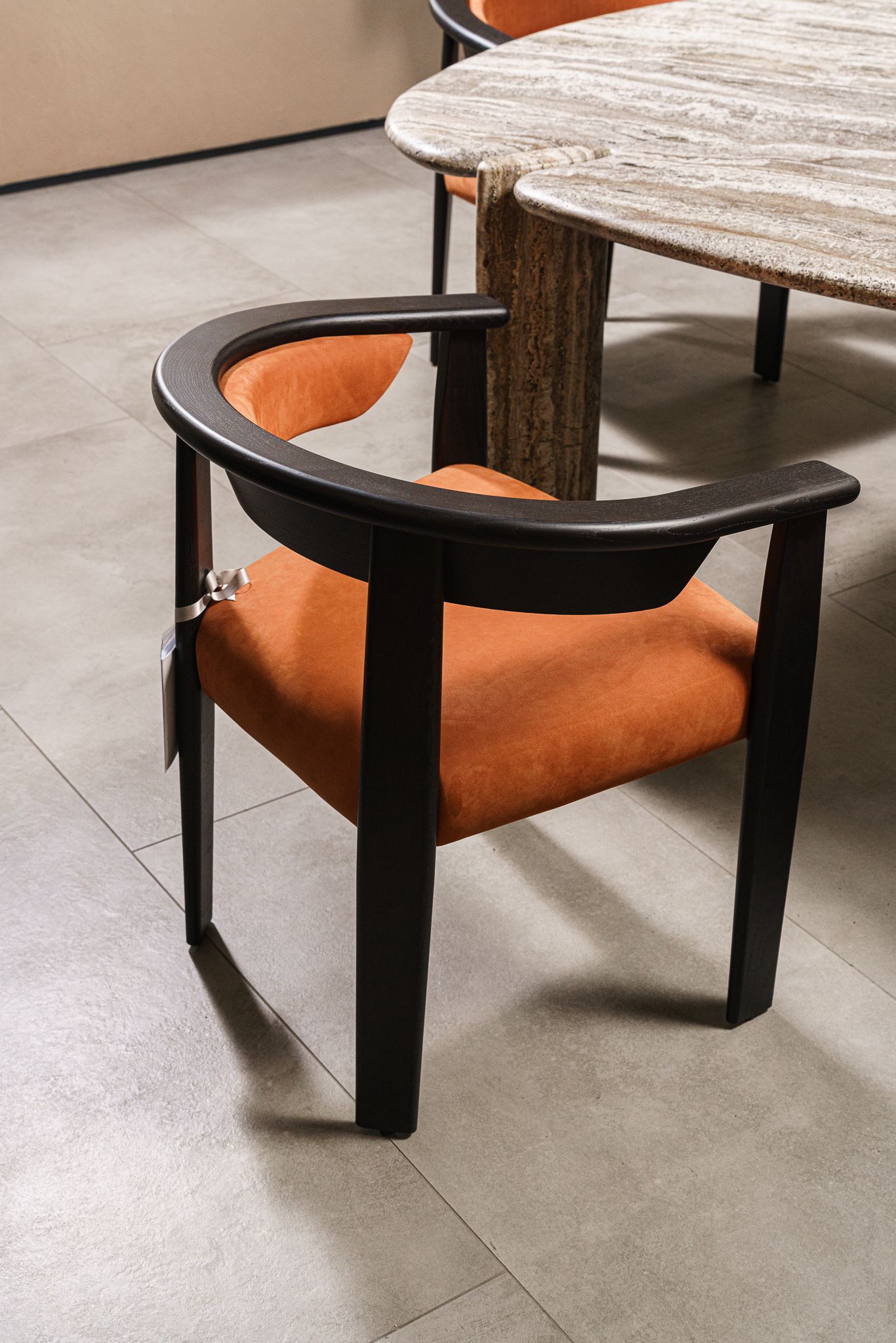 Baxter Стул Afra Kashmir Cuir от Baxter — в интерьере