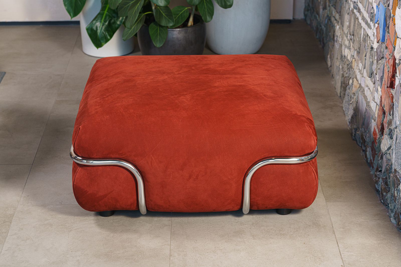 Baxter Пуф So Soft Nabuck Rhubarb от Baxter — в интерьере