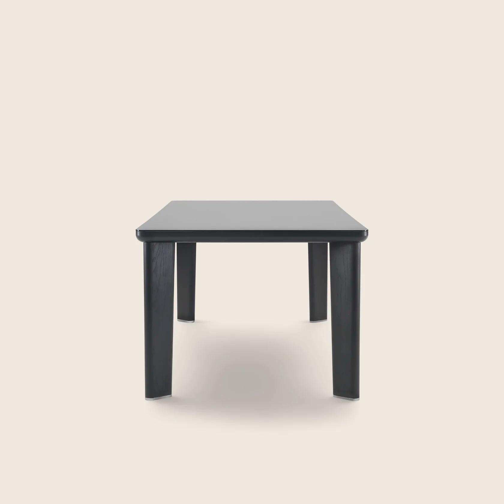 Flexform Стол Arnold от Flexform — в интерьере