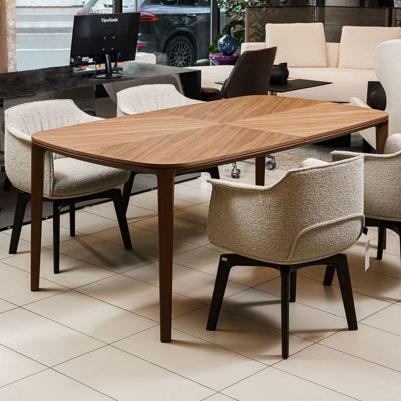 Poliform Стол Henry Canaletto walnut от Poliform — в интерьере