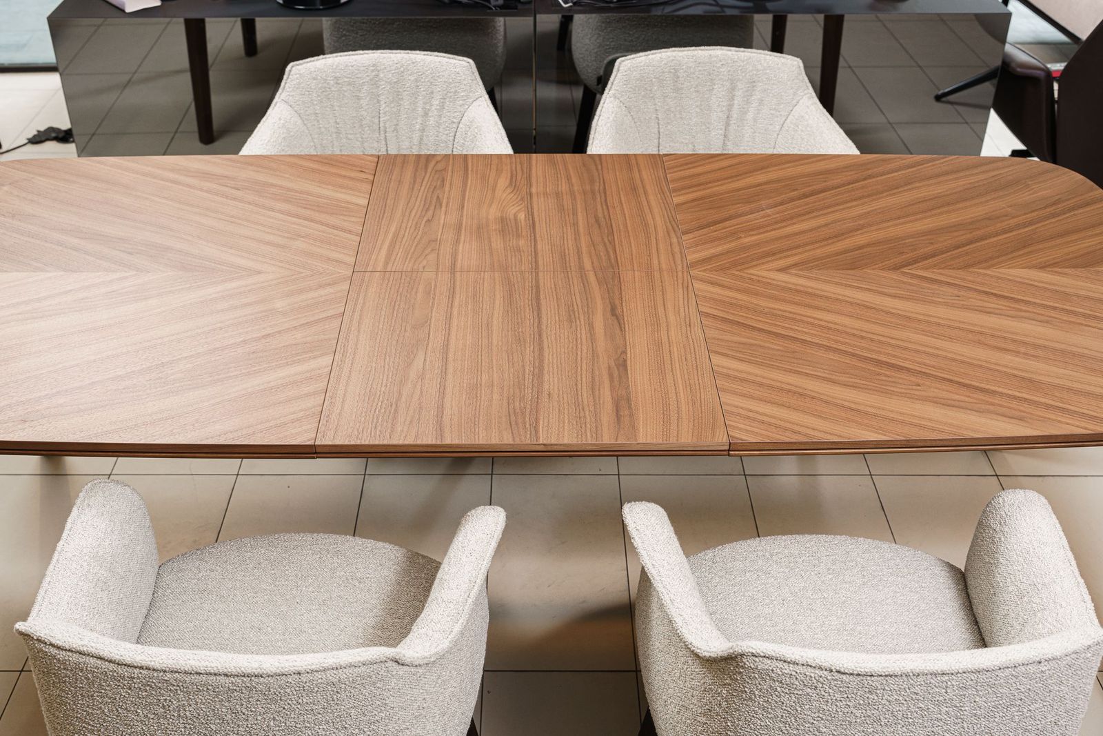 Poliform Стол Henry Canaletto walnut от Poliform — в интерьере