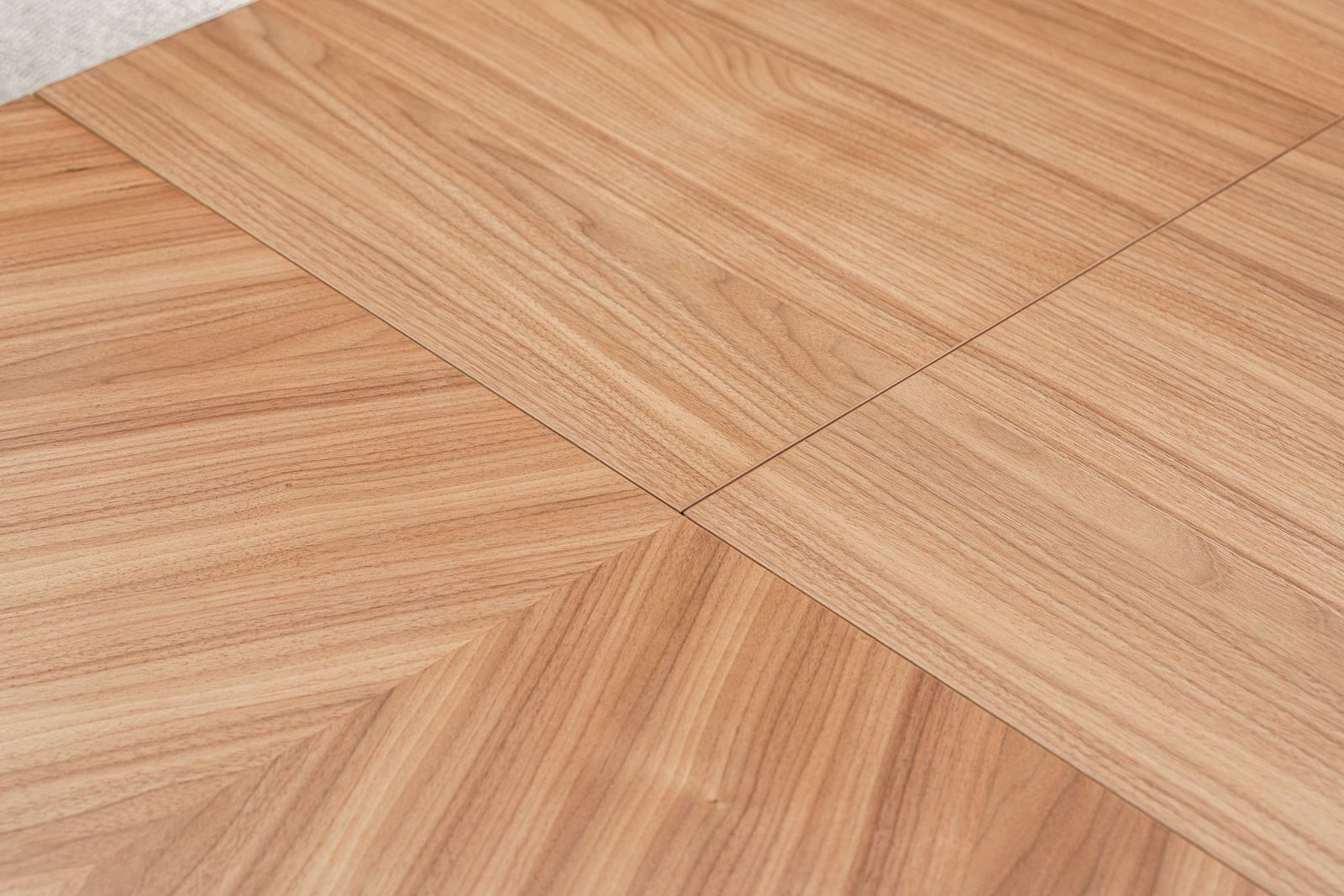 Poliform Стол Henry Canaletto walnut от Poliform — в интерьере