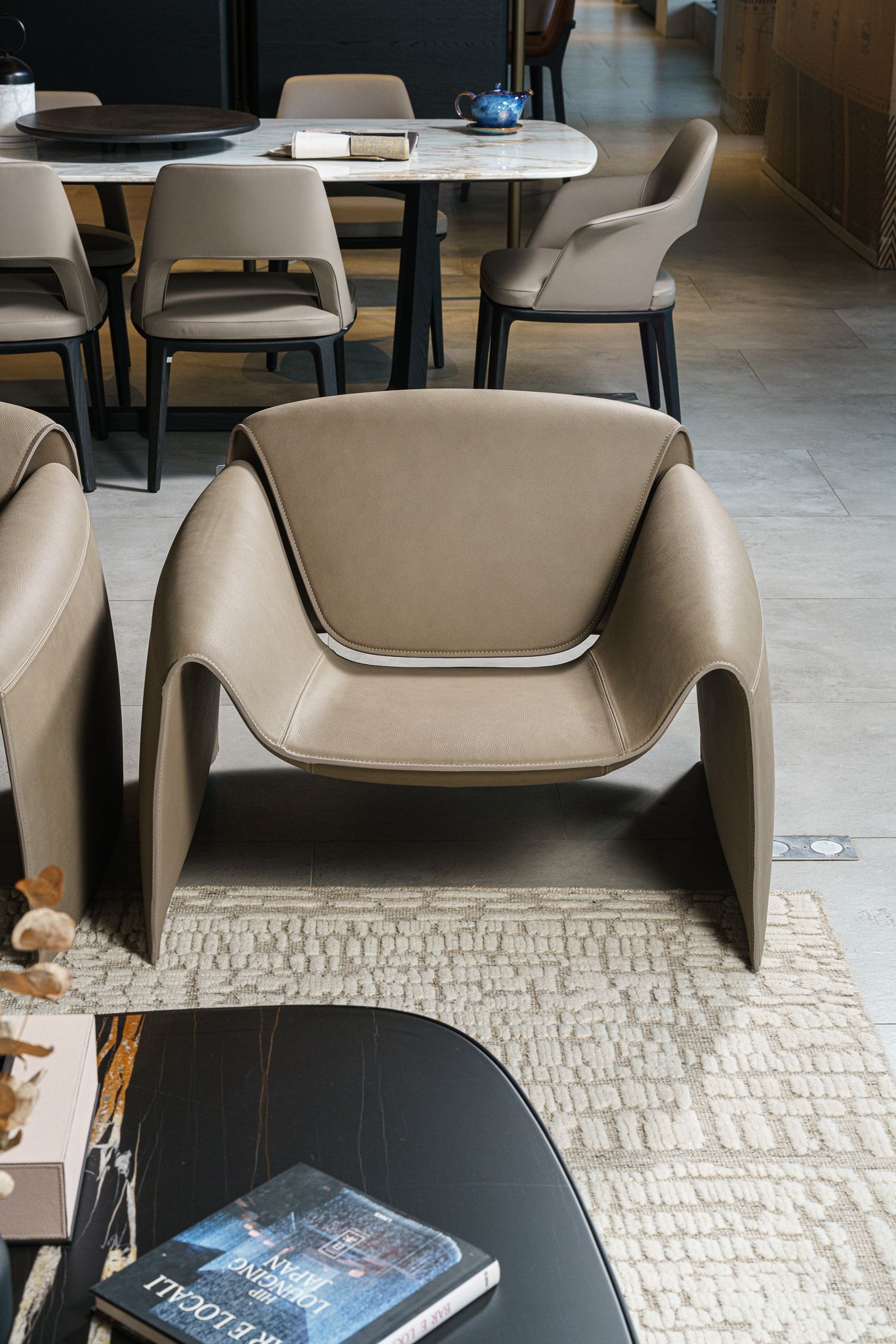 Poliform Кресло Le Club Silk 02 Biege от Poliform — в интерьере