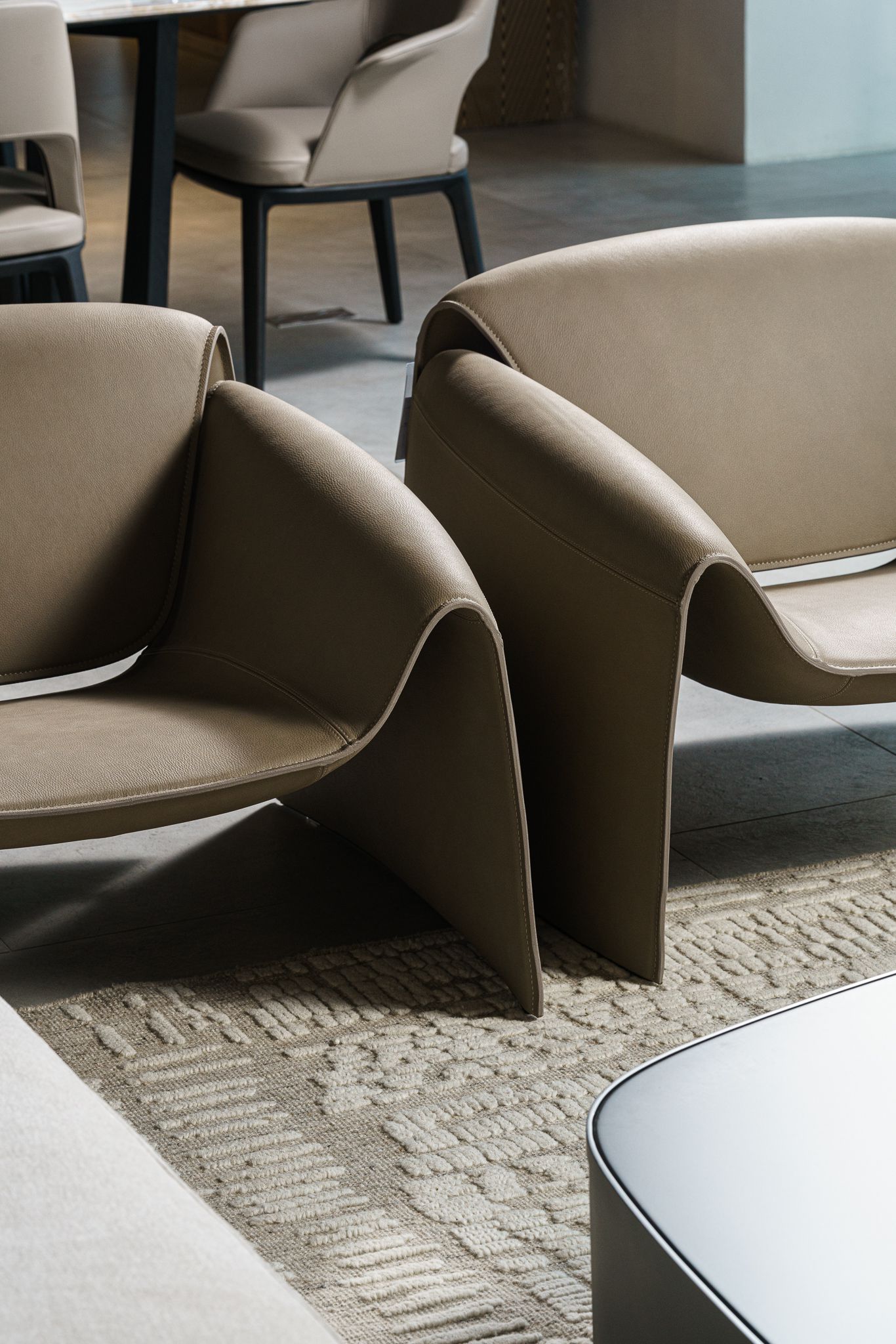 Poliform Кресло Le Club Silk 02 Biege от Poliform — в интерьере