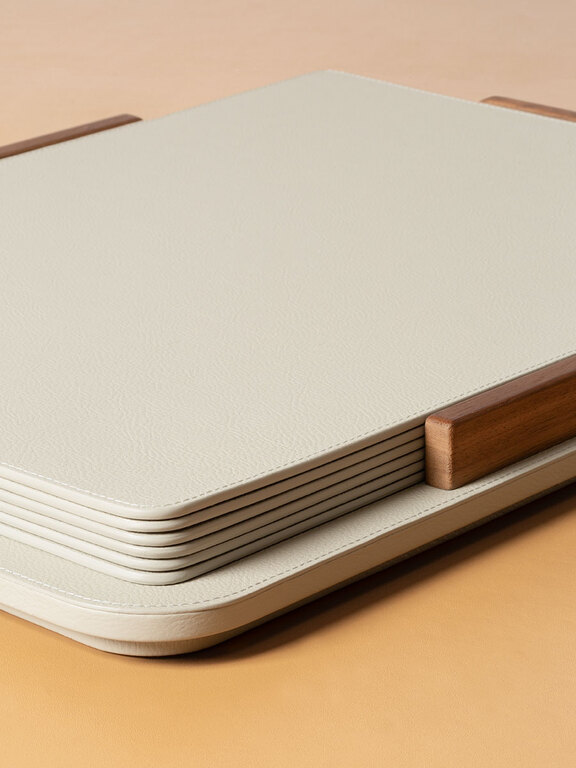 Poltrona Frau Элитная посуда Placemat + holder от Poltrona Frau — в интерьере