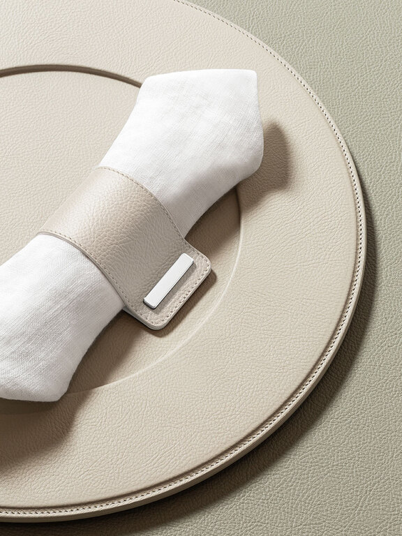 Poltrona Frau Салфетница Tableware от Poltrona Frau — в интерьере