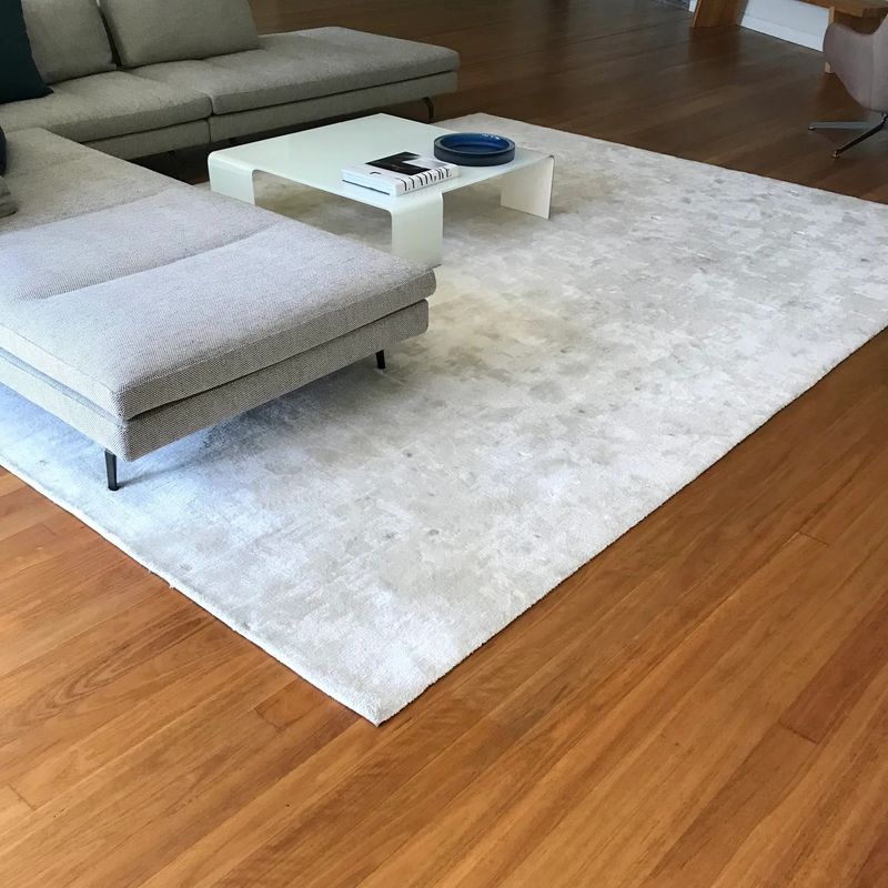 B&B Italia Ковер Istos от B&B Italia — в интерьере