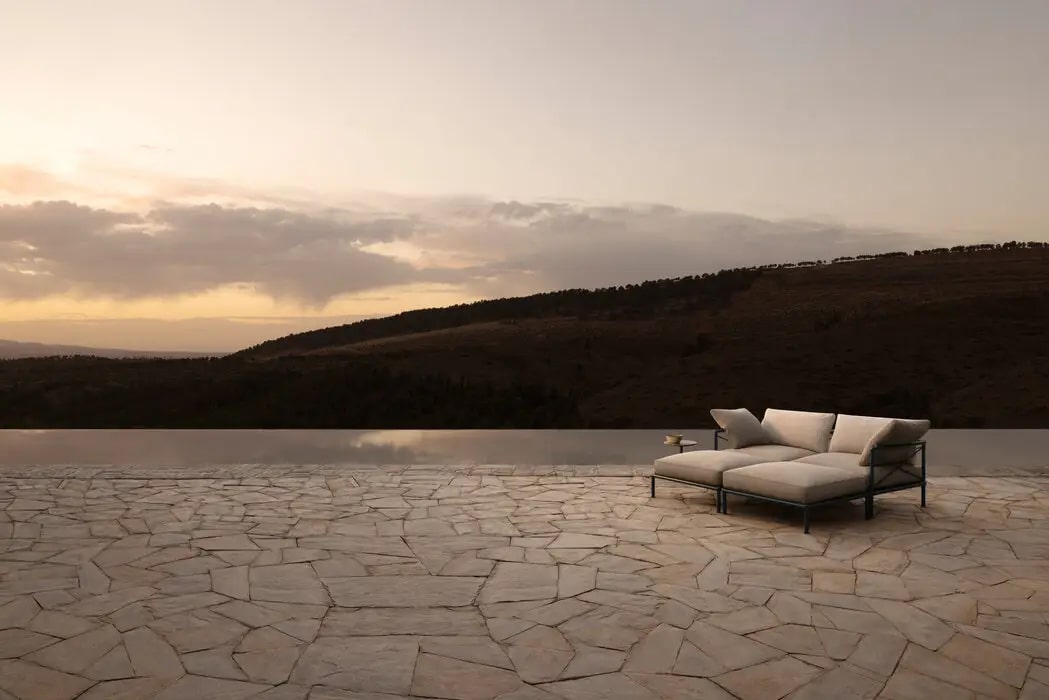 B&B Italia Уличный диван Nooch от B&B Italia — в интерьере