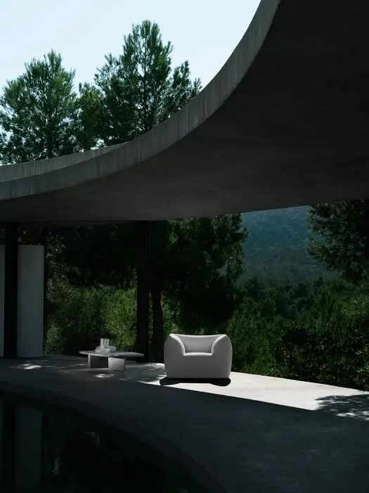 B&B Italia Уличное кресло La Bambola Outdoor от B&B Italia — в интерьере