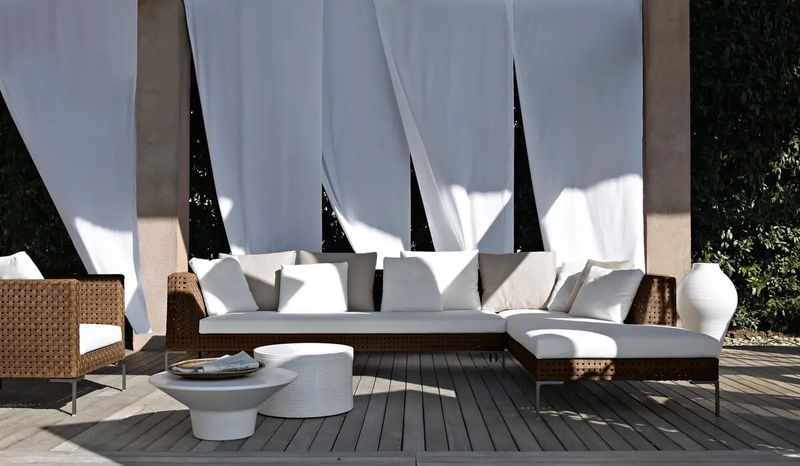 B&B Italia Ваза White Collection от B&B Italia — в интерьере
