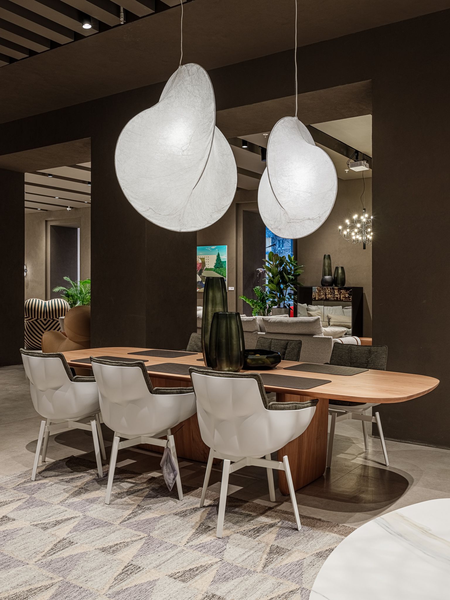 Flos Подвесной светильник Overlap 1 White от Flos — в интерьере