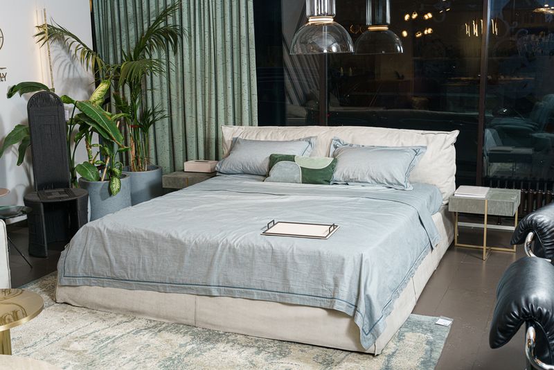 Baxter Кровать Paris Slim 180 Bo.Hemian Rice от Baxter — в интерьере