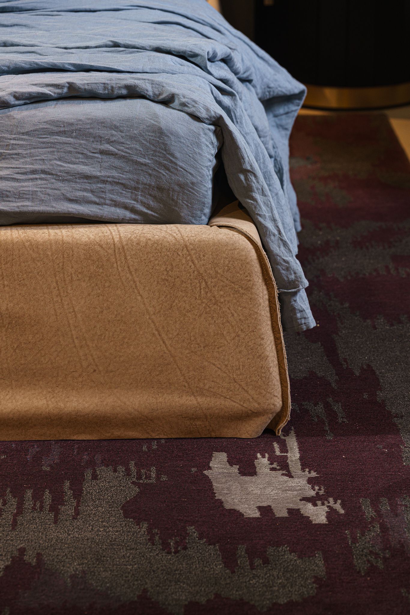 Baxter Кровать Paris Slim 160 Bo.Hemian Savana от Baxter — в интерьере