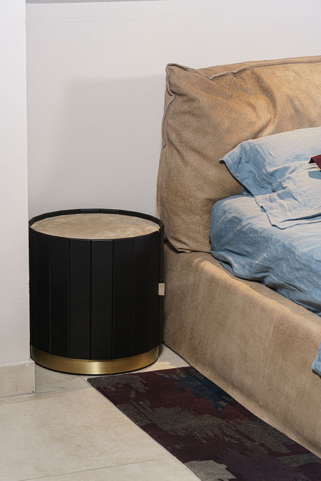 Baxter Кровать Paris Slim 160 Bo.Hemian Savana от Baxter — в интерьере