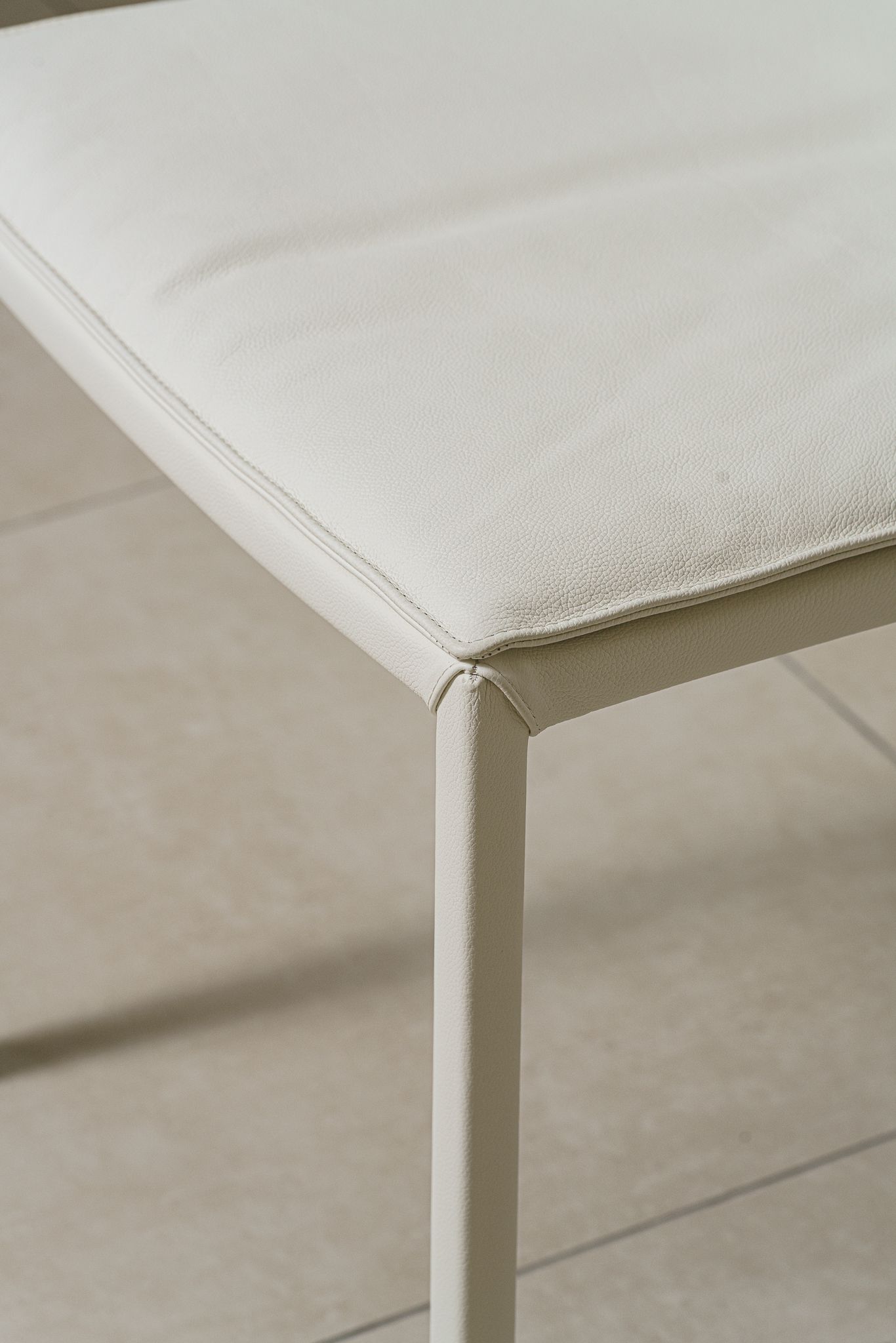 Cattelan Italia Стул без подлокотников Isabel H pelle 937 Palladio от Cattelan Italia — в интерьере