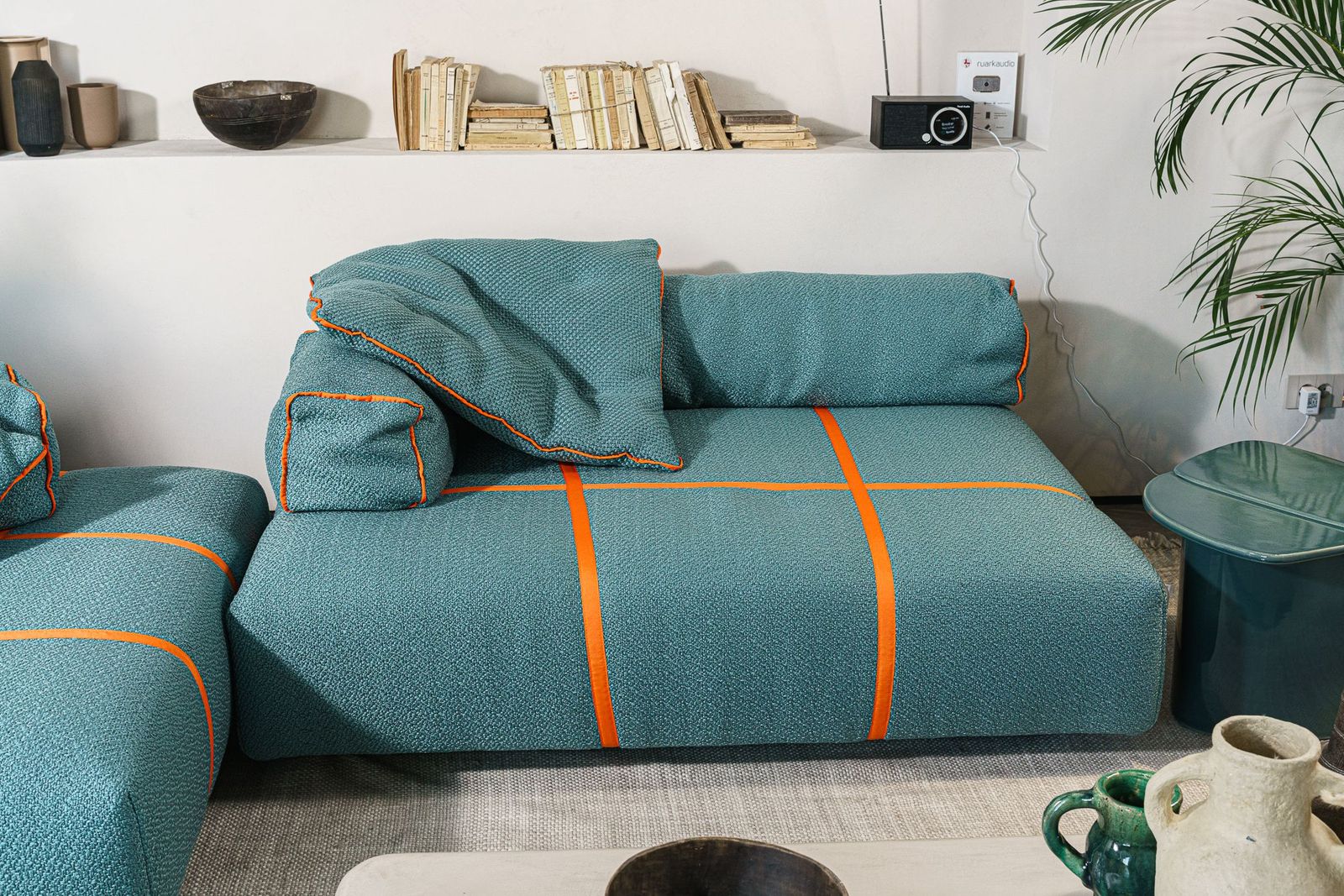 Baxter Уличная пуф-лежанка Panama Bold Outdoor 162*130 от Baxter — в интерьере