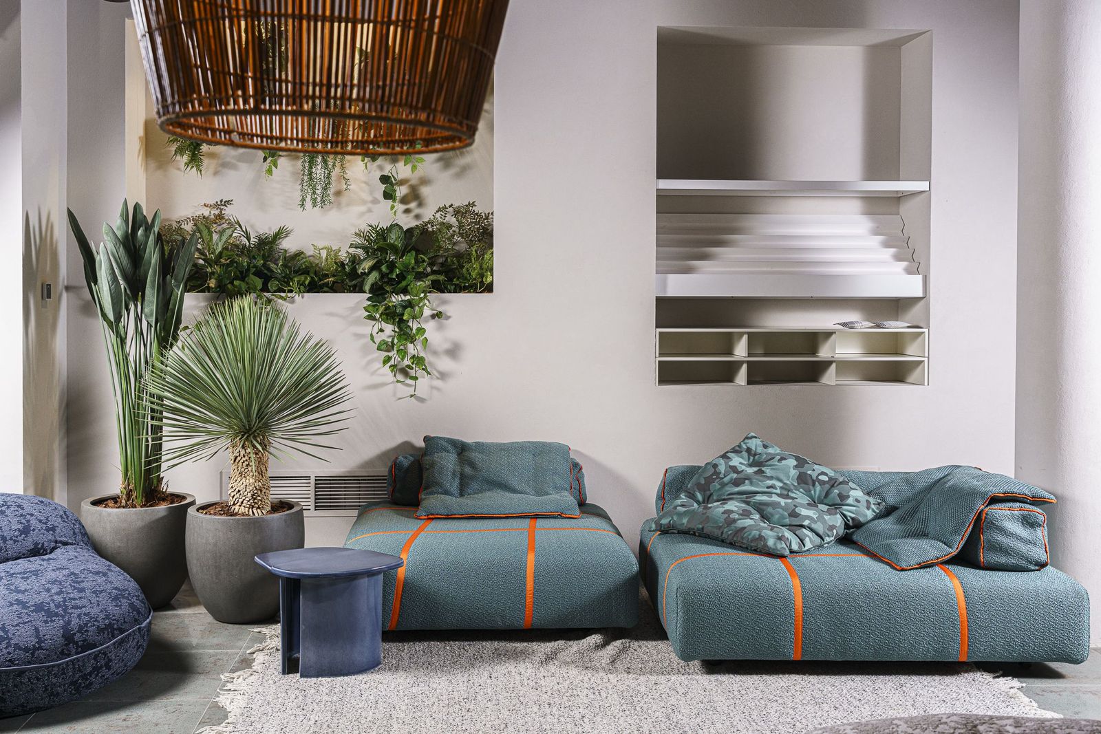 Baxter Уличная пуф-лежанка Panama Bold Outdoor 162*130 от Baxter — в интерьере