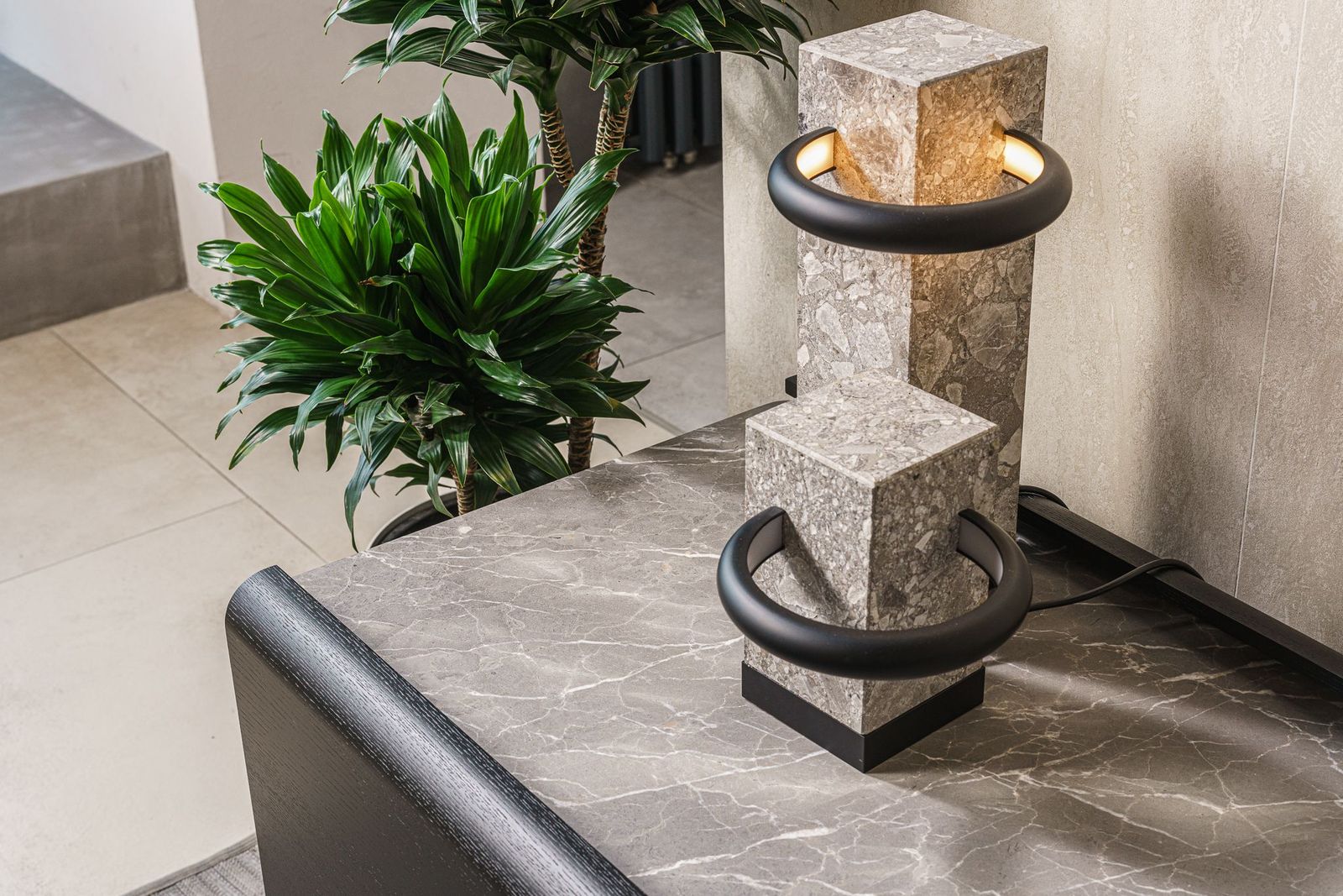 Flexform Комод Earl Marble/Wood от Flexform — в интерьере
