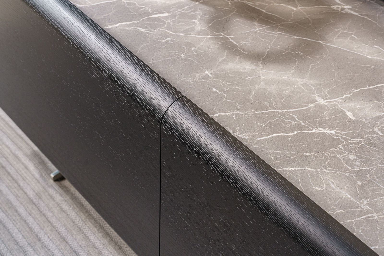 Flexform Комод Earl Marble/Wood от Flexform — в интерьере