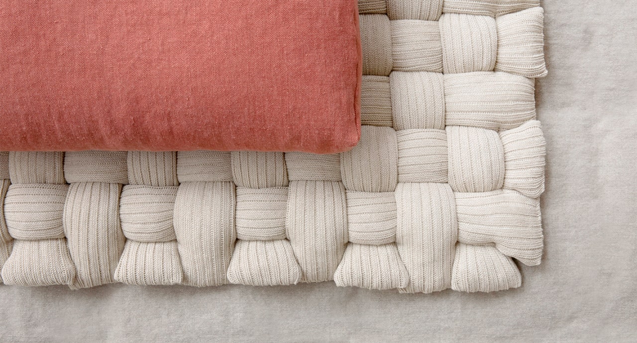 Paola Lenti Подушка Plump от Paola Lenti — в интерьере