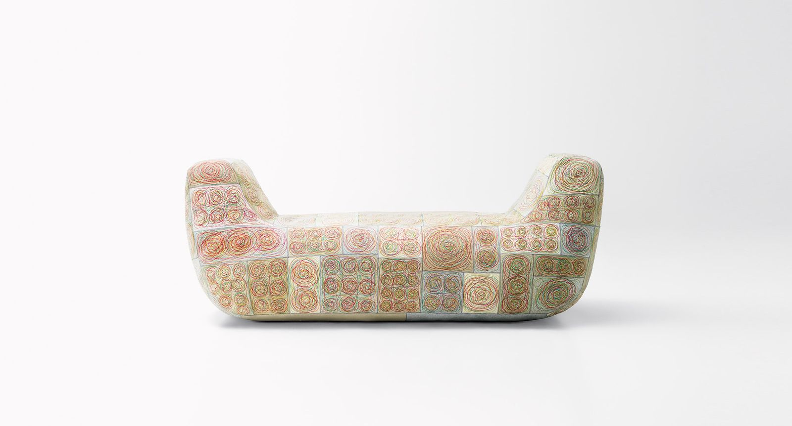 Paola Lenti Банкетка Bruco Metamorfosi от Paola Lenti — в интерьере