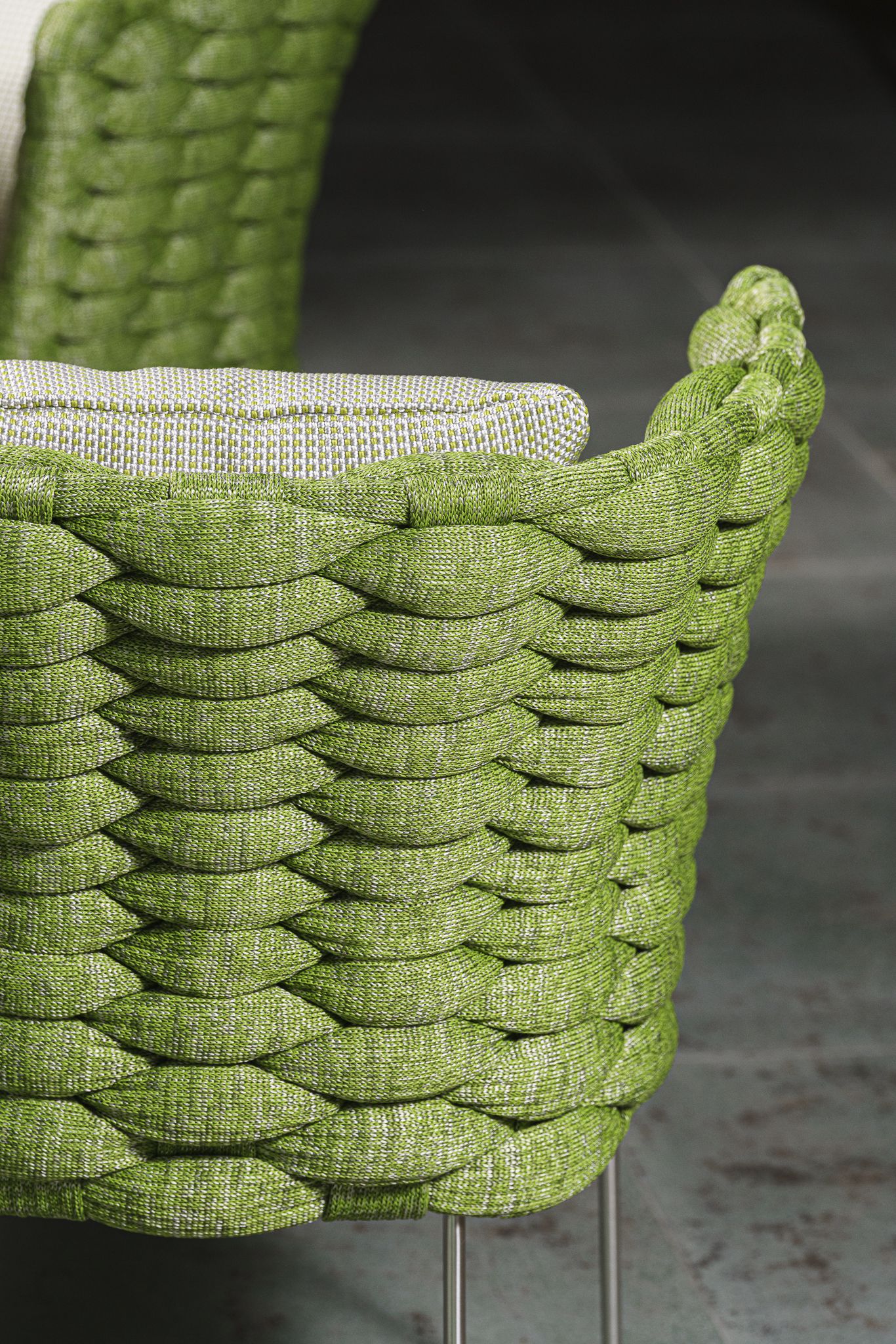 Paola Lenti Уличный стул Ami Outdoor Green от Paola Lenti — в интерьере