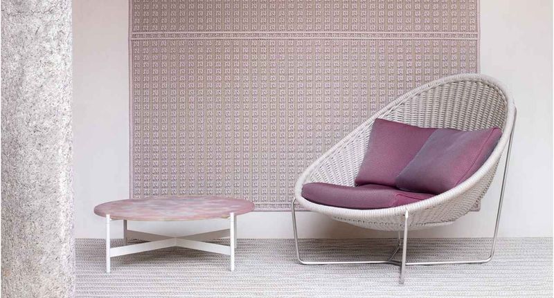 Paola Lenti Журнальный столик Heron от Paola Lenti — в интерьере