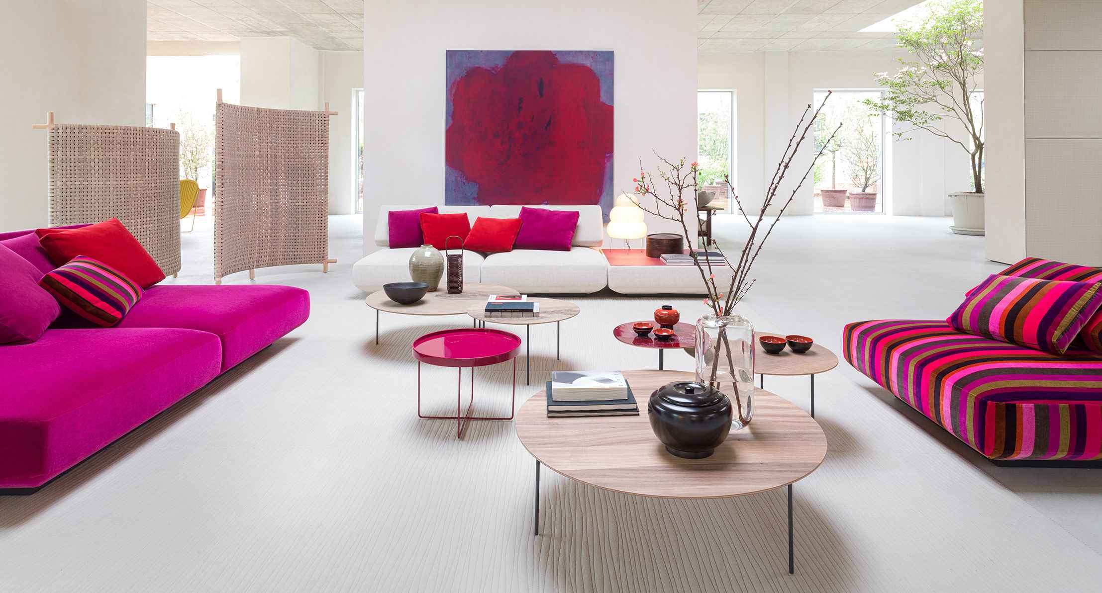 Paola Lenti Журнальный столик Elio от Paola Lenti — в интерьере
