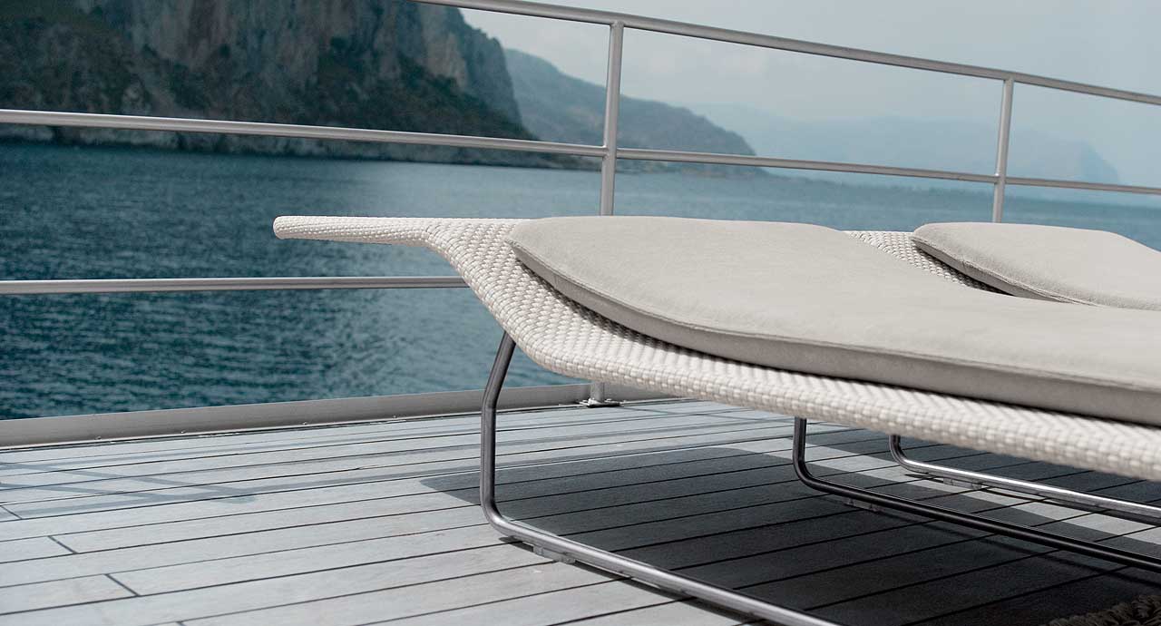 Paola Lenti Уличный шезлонг Surf от Paola Lenti — в интерьере
