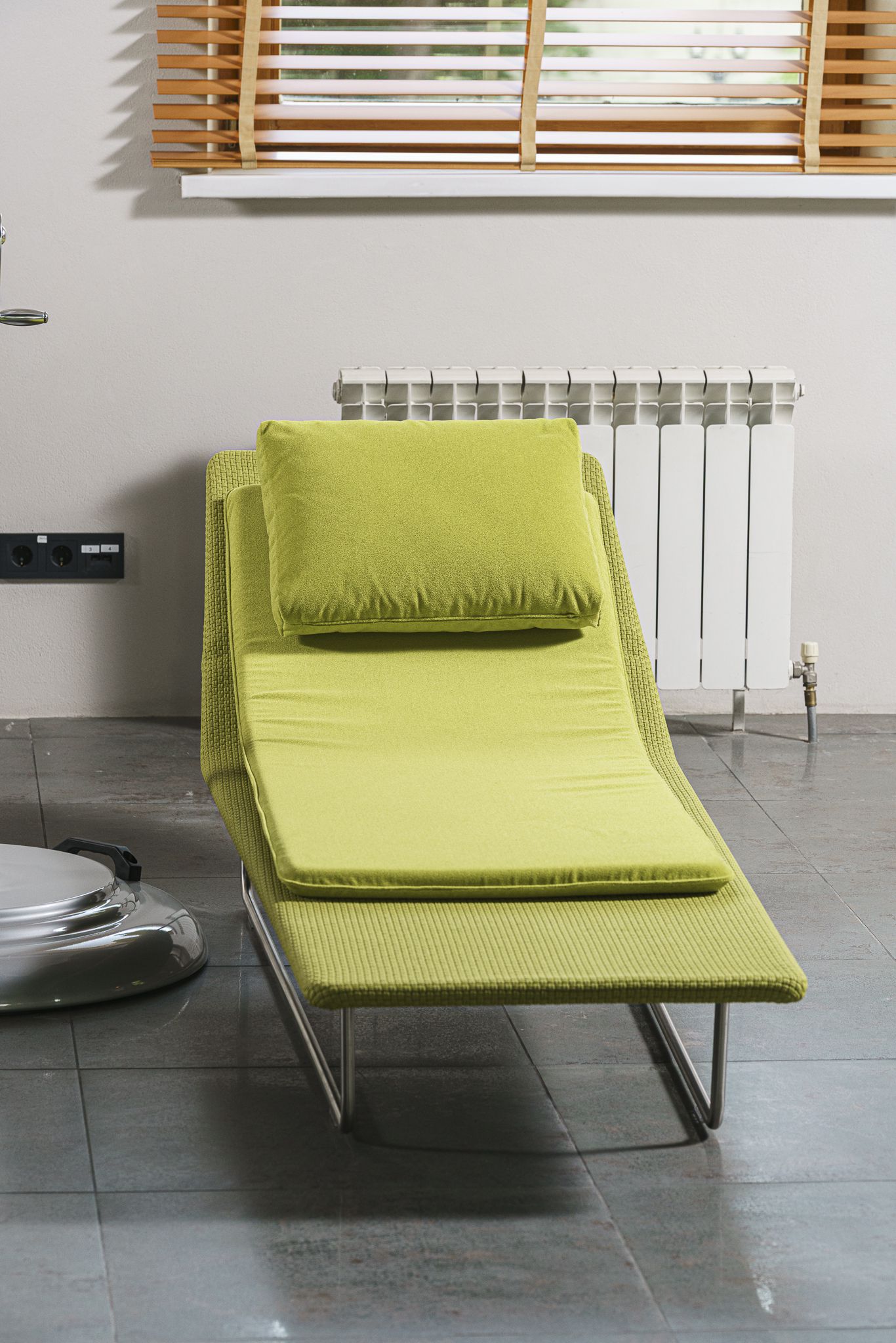 Paola Lenti Уличный шезлонг Surf от Paola Lenti — в интерьере