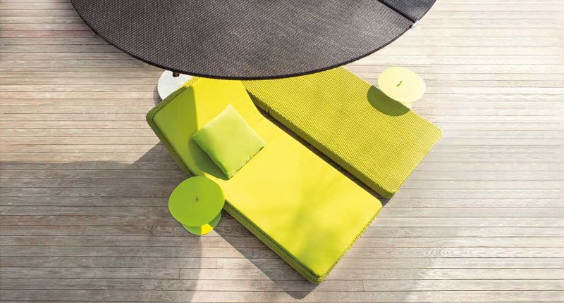Paola Lenti Шезлонг Daydream от Paola Lenti — в интерьере