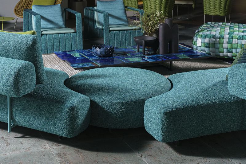 Paola Lenti Уличный диван Santorini от Paola Lenti — в интерьере